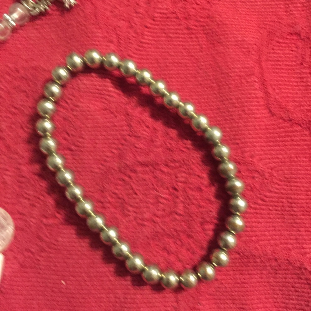 Beaded bracelets - Picture 3 of 6